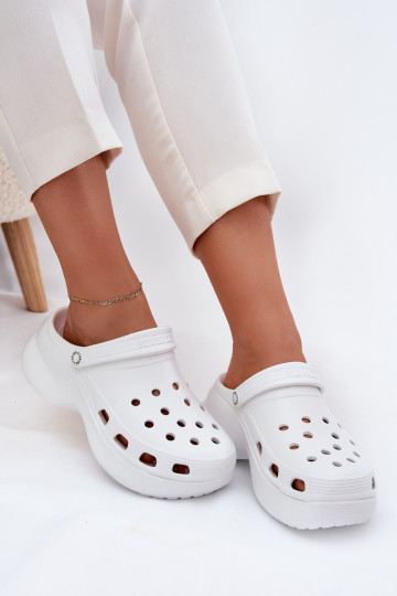 Pantofole da donna con suole chunky alla moda Big Star RR274A119 bianche