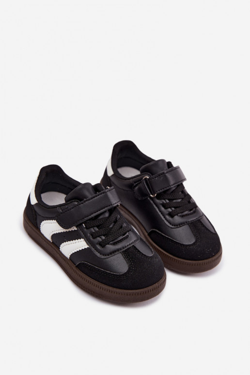Sneakers per bambini con chiusure in velcro in ecopelle nera Ronja