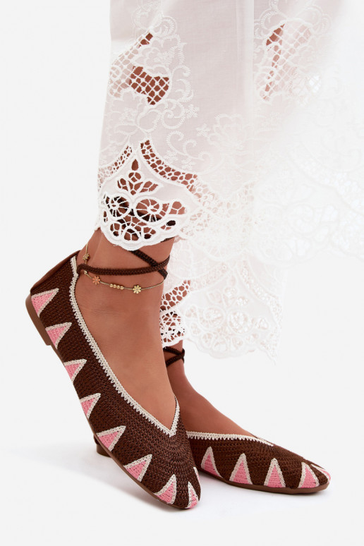 Ballerine all'uncinetto con dettagli eleganti in marrone scuro Astera