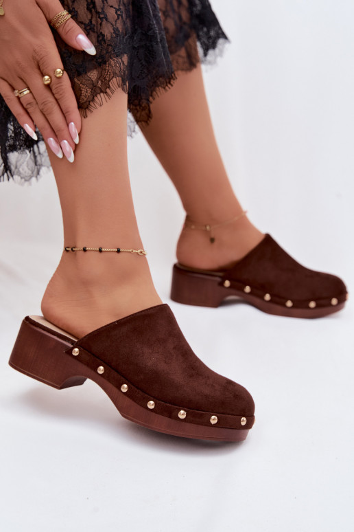 Zoccoli da donna in suede sintetico dorati con borchie Cherryelle