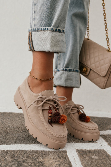 Scarpe con bei dettagli in suede artificiale sabbia Melonia 2