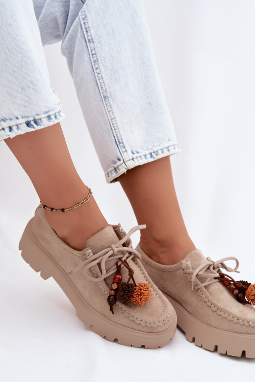 Scarpe con bei dettagli in suede artificiale sabbia Melonia