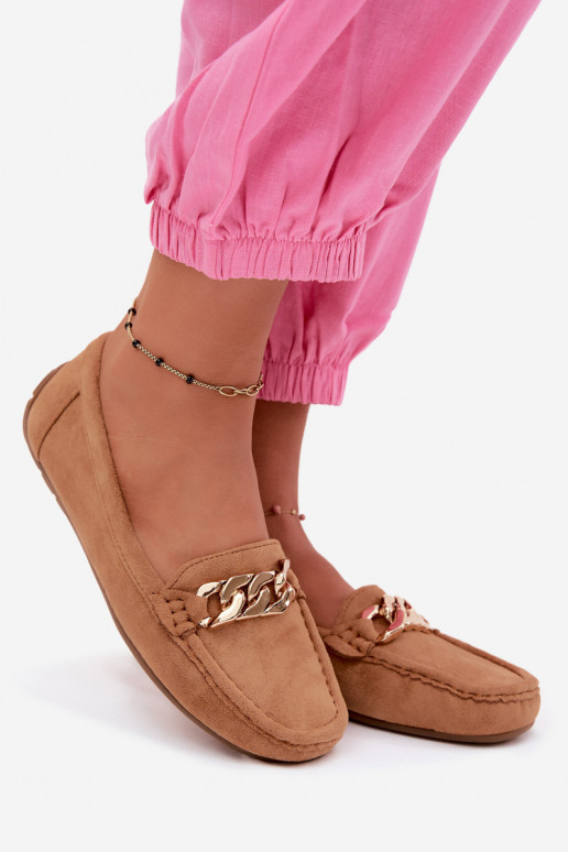 Mocassini dorati da donna con catena in suede sintetico color marrone Amaretto