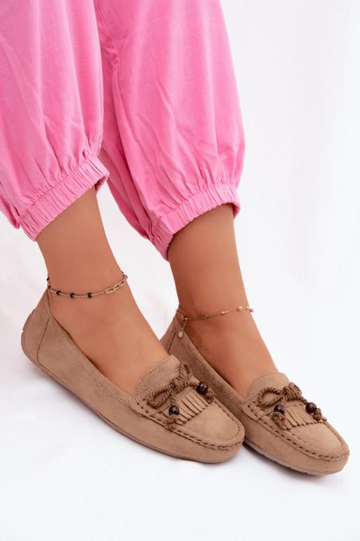 Mocassini piatti da donna con fiocchi e frange in suede sintetico color sabbia Bluebell
