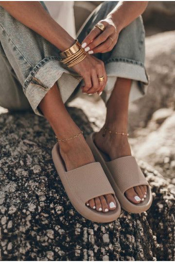 Pantofole leggere in schiuma da donna su suola spessa marrone Querceria 2