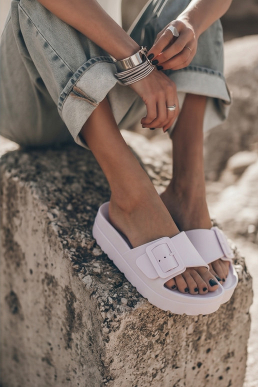 Pantofole bianche da donna con piattaforma e fibbie Caramel