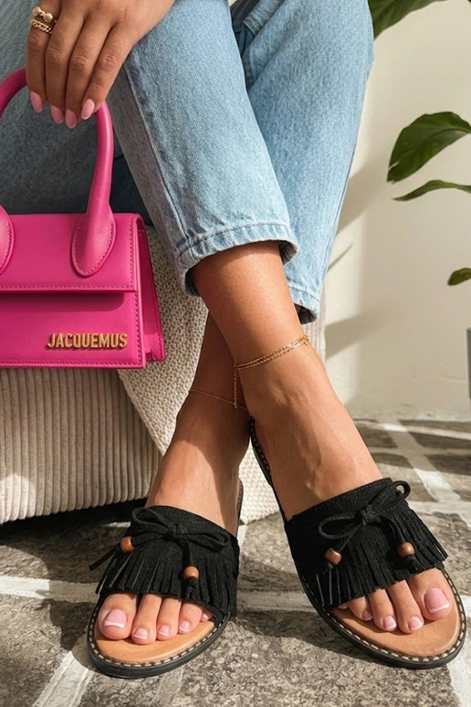 Zoccoli neri da donna con frange in suede sintetico Aurelia