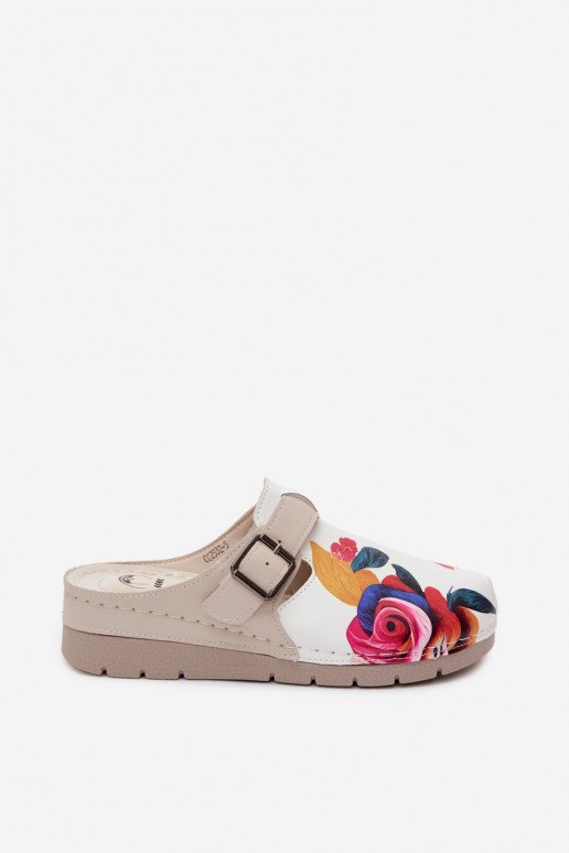 Zoccoli da donna con fibbie color sabbia