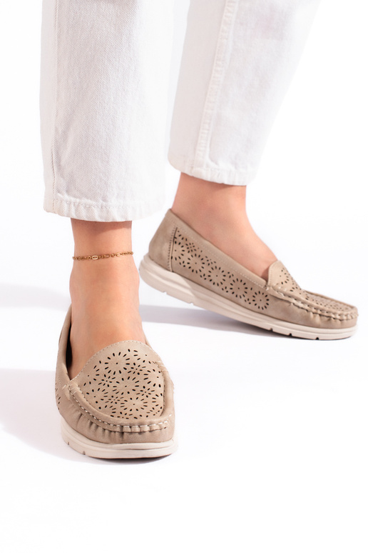 Mocassini perforati beige da donna