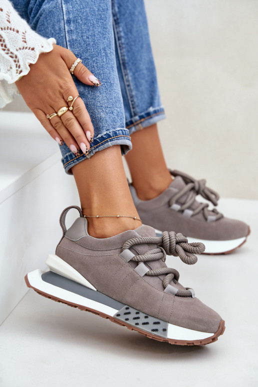 Sneakers grigie in suede sintetico con piattaforma e lacci spessi Artiker 54C1463