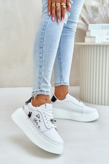 Sneakers bianche in ecopelle con piattaforma e badge removibili Vinceza 89102 2