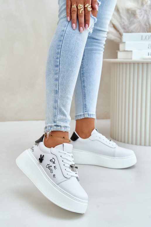 Sneakers bianche in ecopelle con piattaforma e badge removibili Vinceza 89102