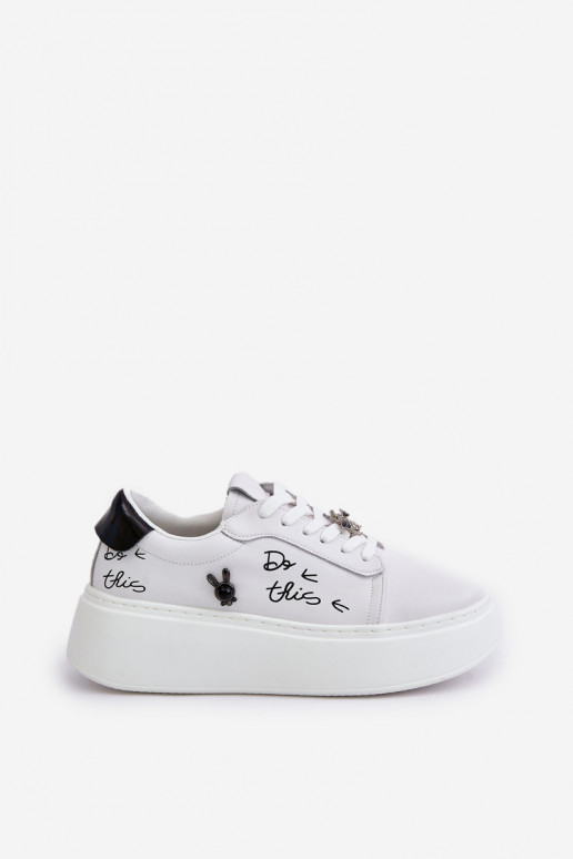 Sneakers bianche in ecopelle con piattaforma e badge removibili Vinceza 89102