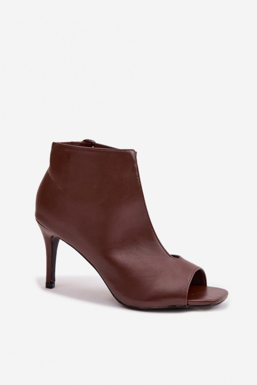 Sandali da donna con tacchi sottili in colore cioccolato Helira