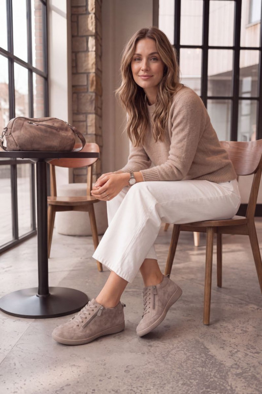 Scarpe da donna in suede sintetico color sabbia Brindle