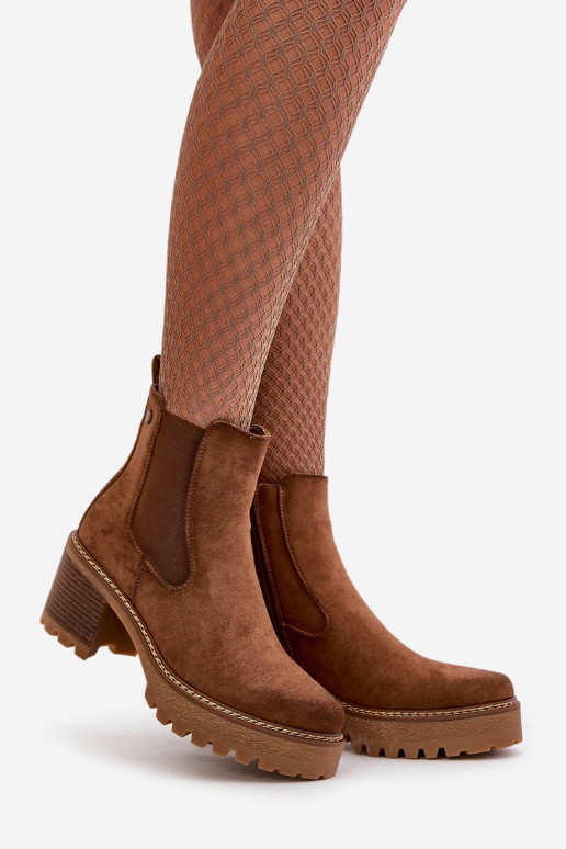 Stivaletti isolati da donna in suede sintetico color marrone Irissinae