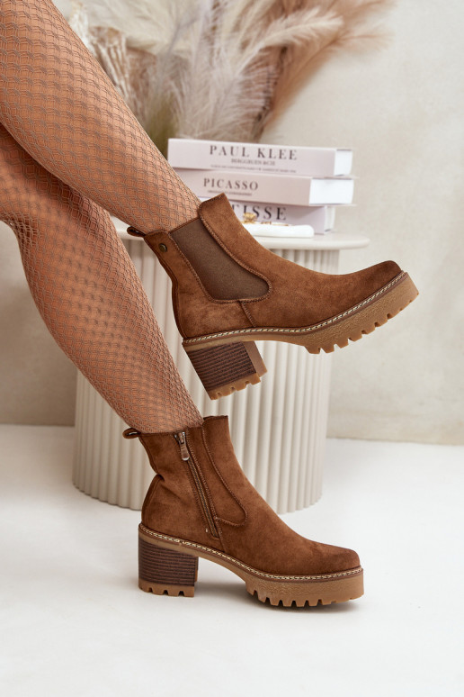 Stivaletti isolati da donna in suede sintetico color marrone Irissinae