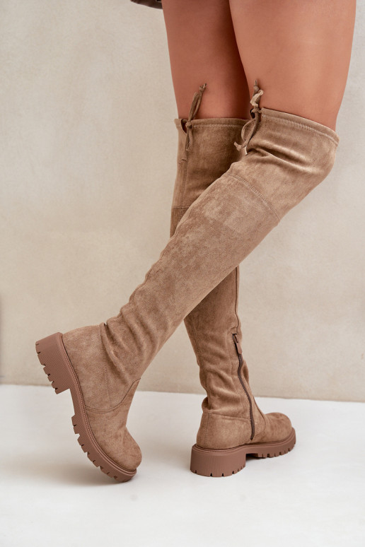 Stivali beige sopra il ginocchio con tacco largo in suede sintetico Arkelia