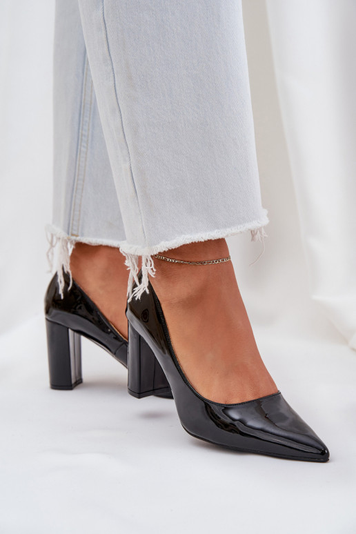 Scarpe nere con effetto lucido sul blocco Kilanne
