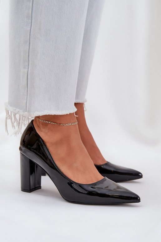 Scarpe nere con effetto lucido sul blocco Kilanne