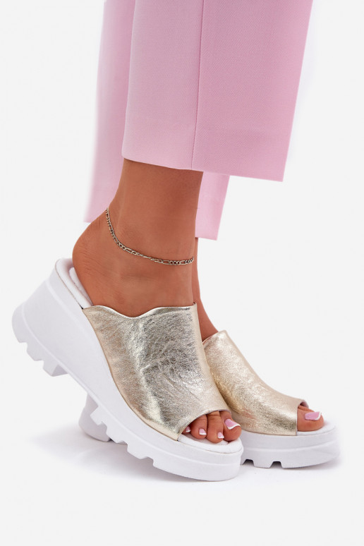 infradito in pelle con piattaforma oro Artiker 56C0435