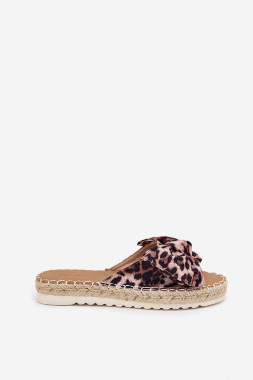Ciabatte con piattaforma da donna con intreccio e fiocco con stampa leopardata in sabbia Alpireda