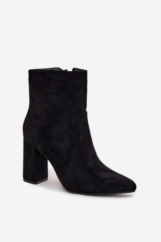 Stivaletti da donna caldi in suede sintetico, neri Pralina