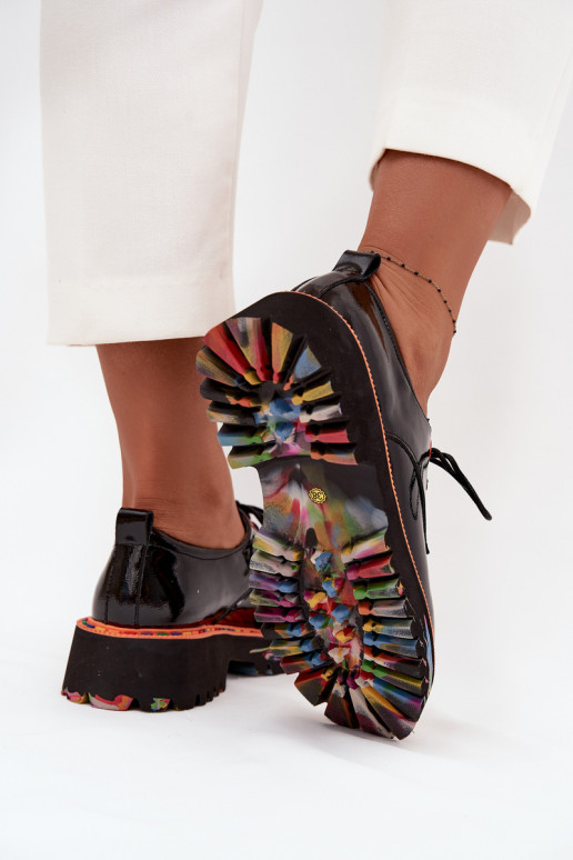 Scarpe in pelle nere con effetto verniciato Artiker 57C0176