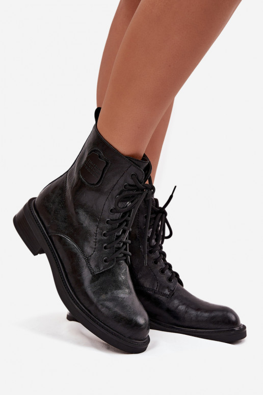 Stivaletti da lavoro neri in ecopelle per donna con dettagli decorativi Tai turiciejka K7180-01