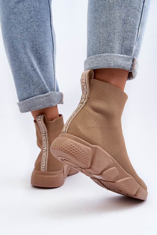 Scarpe sportive da donna con tomaia tipo calza color sabbia Zirila