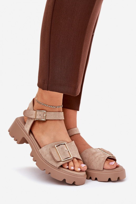 Sandali da donna in ecopelle scamosciata con fibbie color sabbia Gofielle