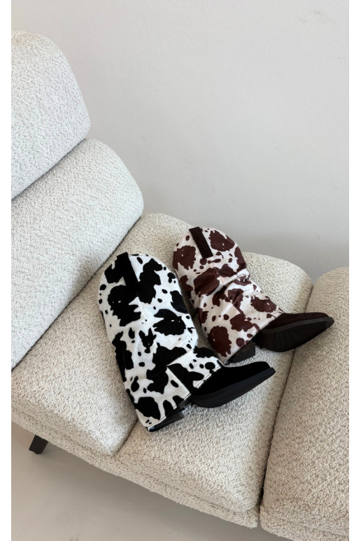 Stivaletti in stile cowboy con alti e tacchi curvi color nero Havie