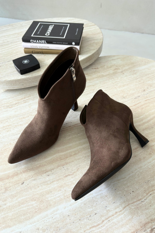 Stivaletti da donna con tacco sottile e punta affusolata in colore khaki Bessia