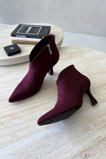 Stivaletti da donna con tacco sottile e punta affusolata in colore bordeaux Bessia