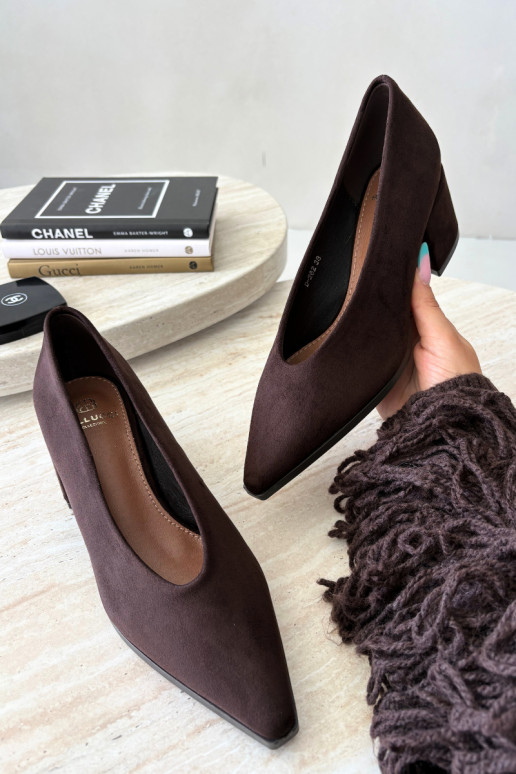 Scarpe con punta affusolata e tacchi quadrati in colore cioccolato Lavisa