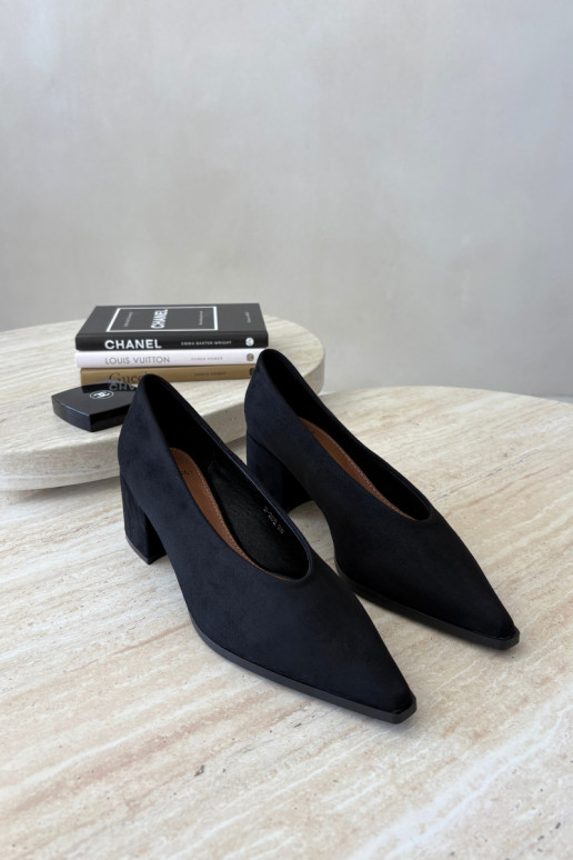 Scarpe con punta affusolata e tacchi quadrati in colore nero Lavisa