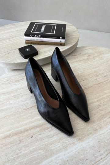 Scarpe con punta affusolata e tacchi quadrati in ecopelle color nero Lavisa 2