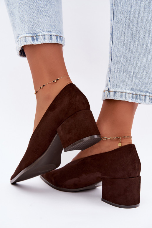 Scarpe con punta affusolata e tacchi quadrati in colore cioccolato Lavisa