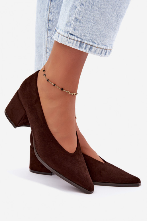 Scarpe con punta affusolata e tacchi quadrati in colore cioccolato Lavisa