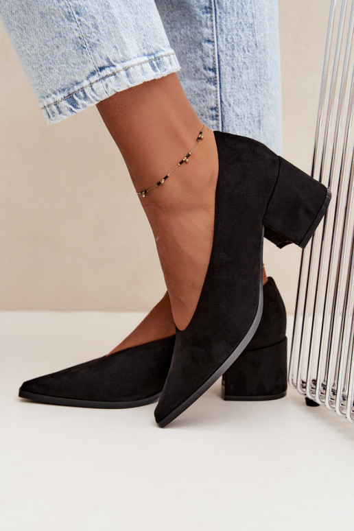 Scarpe con punta affusolata e tacchi quadrati in colore nero Lavisa