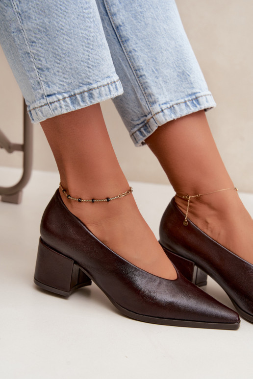 Scarpe con punta affusolata e tacchi quadrati in ecopelle color marrone scuro Lavisa