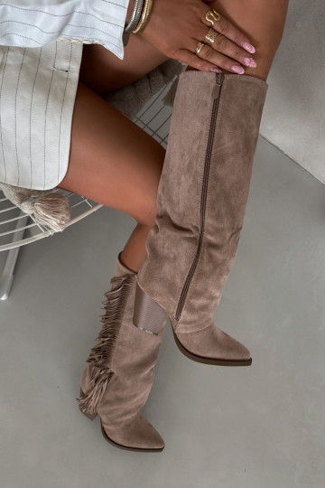 Stivali alti color sabbia in stile cowboy con tacco e frange Tivara 2