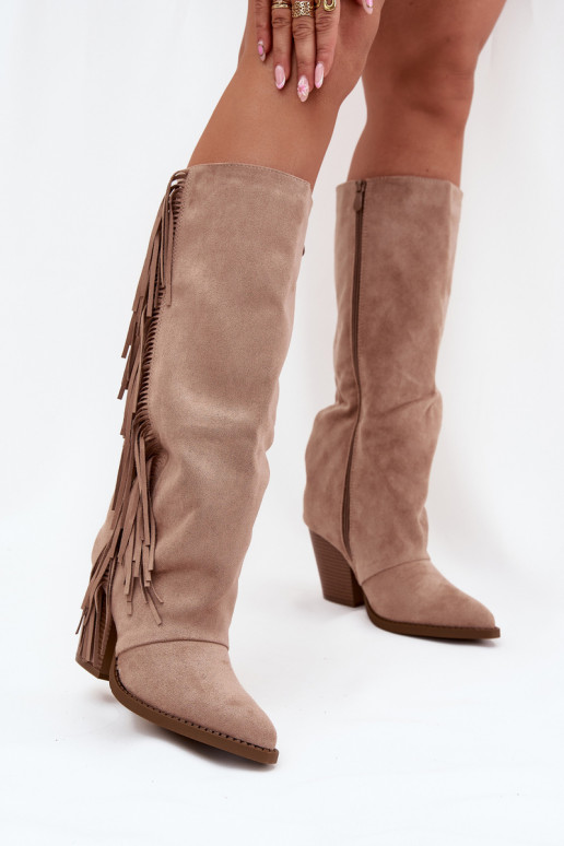 Stivali alti color sabbia in stile cowboy con tacco e frange Tivara