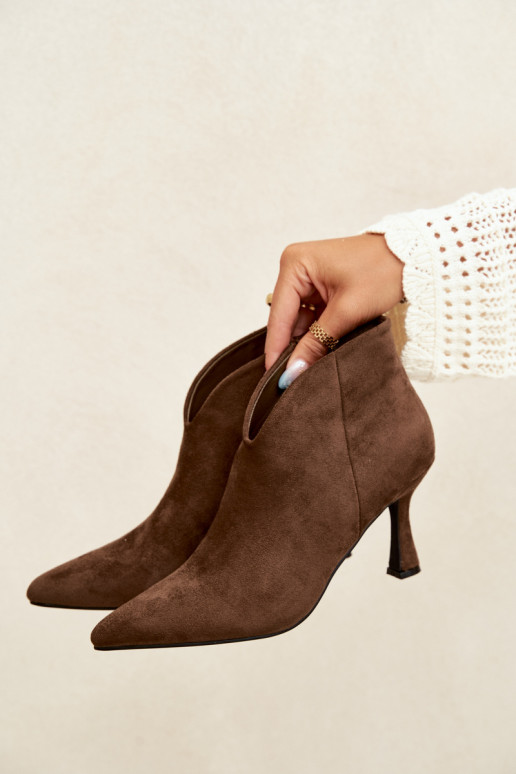 Stivaletti da donna con tacco sottile e punta affusolata in colore khaki Bessia