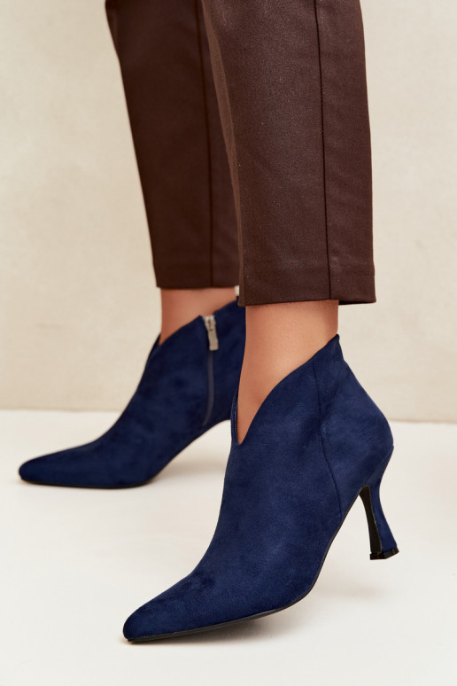 Stivaletti da donna con tacco sottile e punta affusolata in colore blu scuro Bessia
