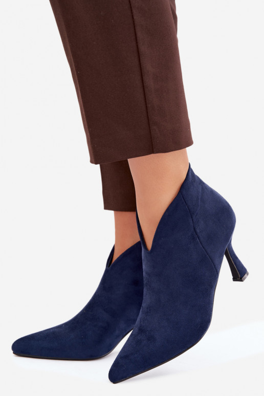 Stivaletti da donna con tacco sottile e punta affusolata in colore blu scuro Bessia