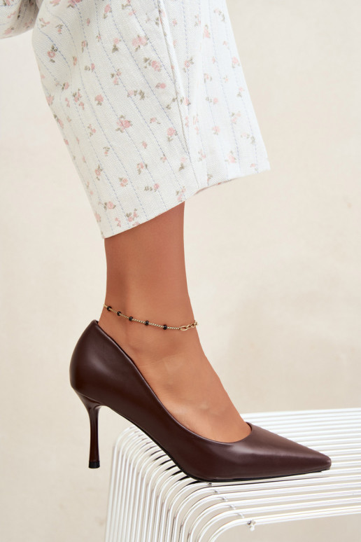 Scarpe con tacco classiche in pelle sintetica, cioccolato Nesha