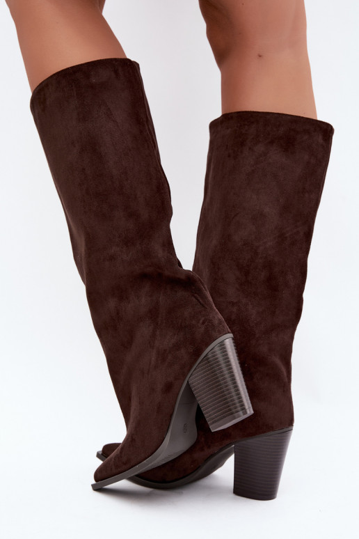 Stivali donna al ginocchio slip-on con tacco in suede sintetico color cioccolato Carmina
