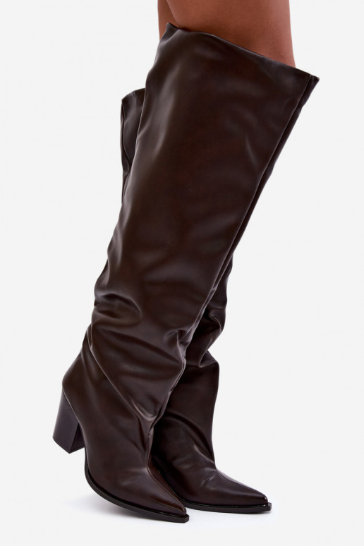 Stivali alti da donna con tacco in stile slip-on in ecopelle color cioccolato Anica