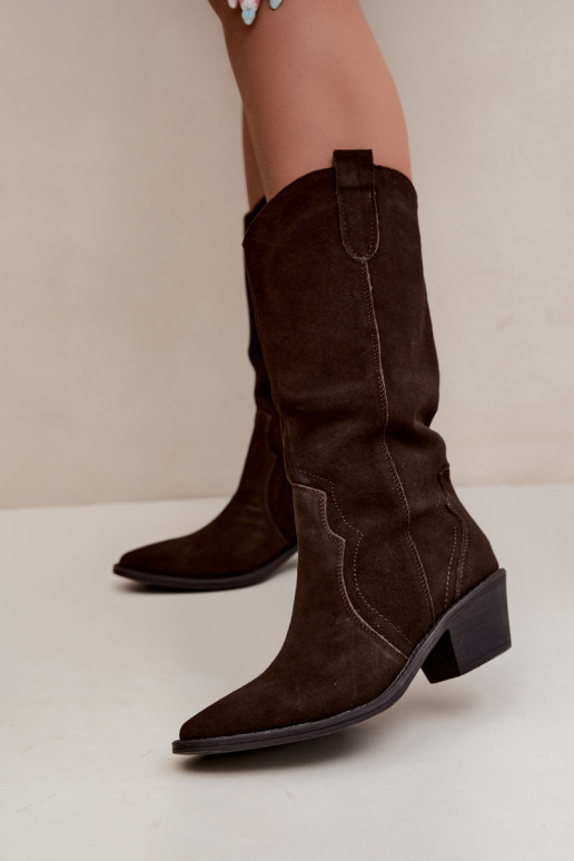 Stivali alti in stile cowboy in suede naturale con isolamento e tacco in colore cioccolato Radley